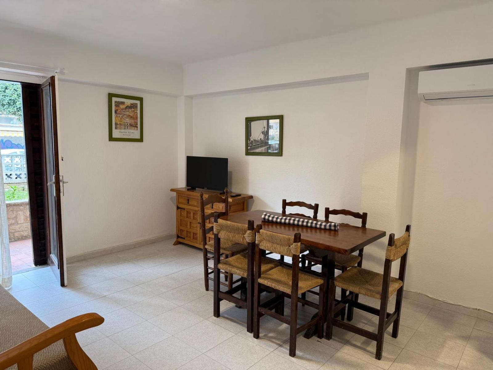 Apartamentos Flandria 萨洛 外观 照片